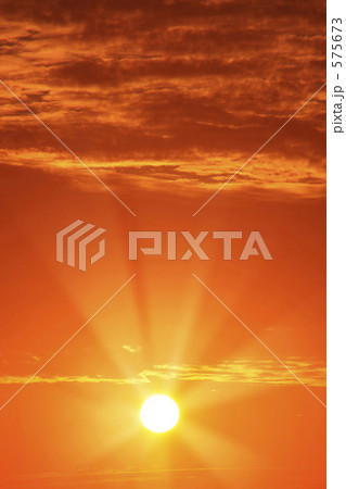 日の出 575673