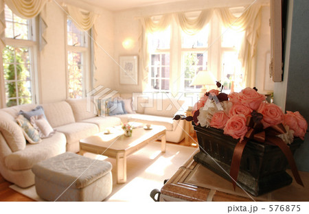 リビングとバラ 576875