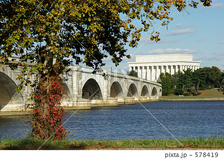 リンカーン・メモリアルとアーリントン記念橋 578419