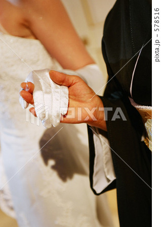 新婦と母親 578516