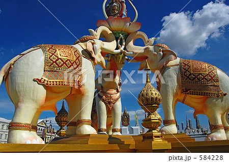 バンコク 3匹の象のモニュメント 584228