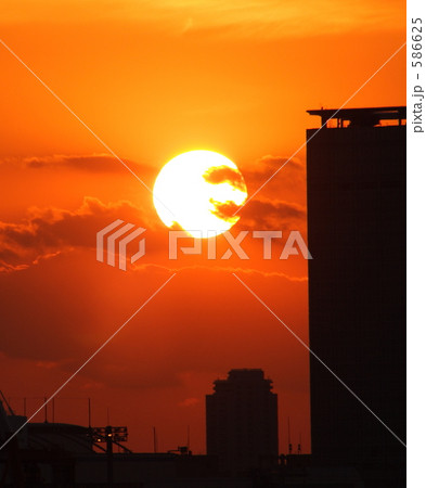 夕焼け 586625