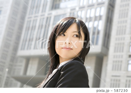 ビジネスウーマン ビジネスウーマン 587230