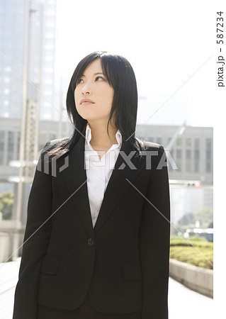 ビジネスウーマン ビジネスウーマン 587234