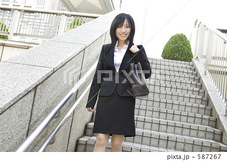 ビジネスウーマン ビジネスウーマン 587267