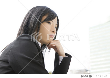 ビジネスウーマン ビジネスウーマン 587298