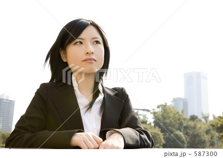 ビジネスウーマン ビジネスウーマン 587300