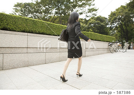 ビジネスウーマン 587386