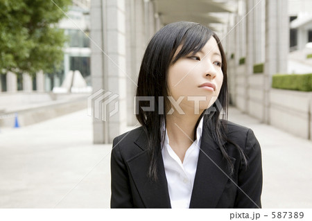 ビジネスウーマン ビジネスウーマン 587389
