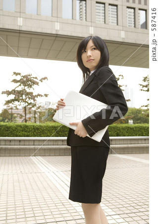 ビジネスウーマン ビジネスウーマン 587416