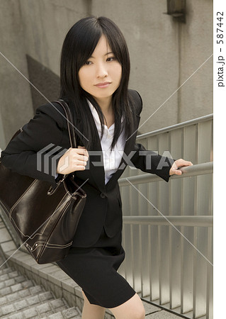 ビジネスウーマン ビジネスウーマン 587442
