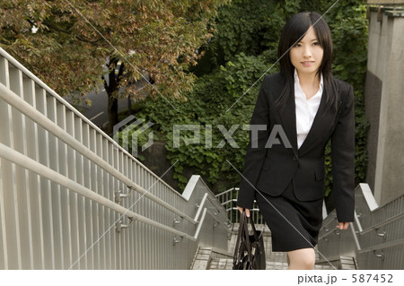 ビジネスウーマン ビジネスウーマン 587452