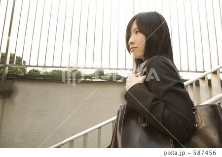 ビジネスウーマン ビジネスウーマン 587456