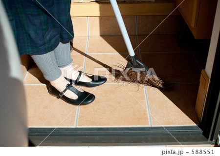 掃き掃除４ 588551