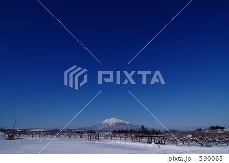 青空と岩木山 590065