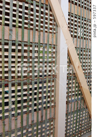 木造の壁下地 597337