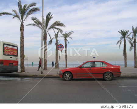 ベイルートの海岸で 598275