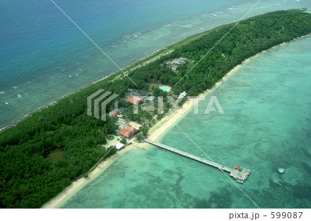 グアム・ココス島上空１５０ｍ 599087