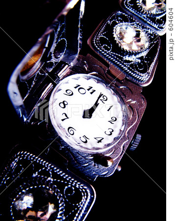 1分前。 1分前。 604604