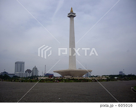 モナス独立記念塔 モナス独立記念塔 605016