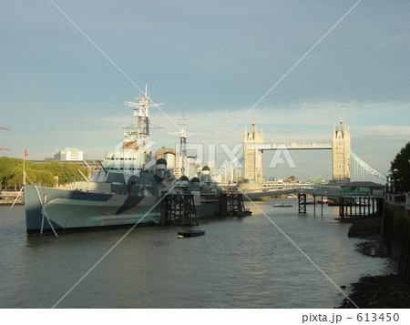 HMS Belfast & Tower Bridge 613450