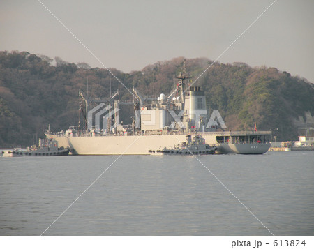 自衛隊の輸送艦 自衛隊の輸送艦 613824