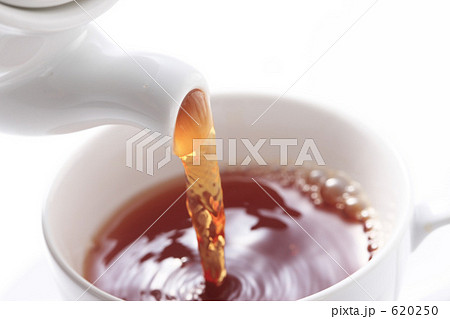 注ぐ紅茶の写真素材 6250