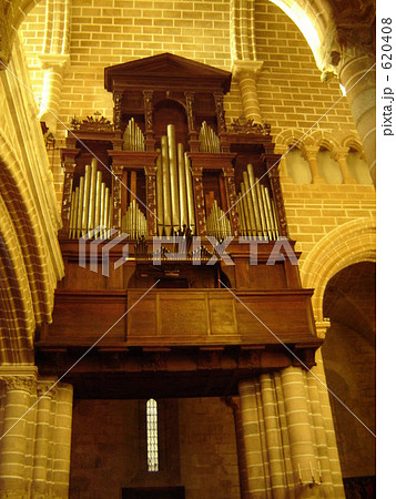 パイプオルガン 620408