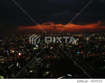 都会の夜景(大阪) 624315