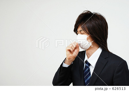 咳をする男性 626513