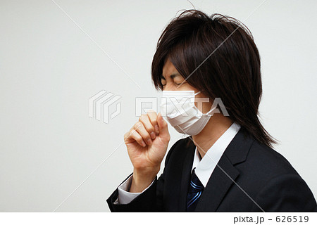 咳をする男性 626519