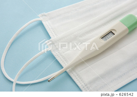 マスクと体温計 626542