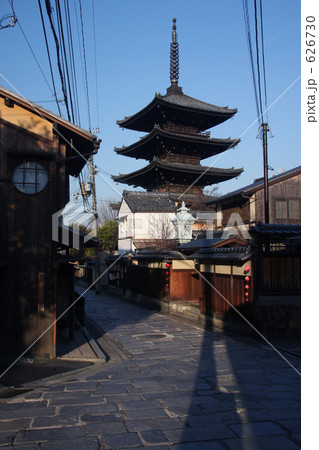 法観寺（八坂の塔）と石畳 626730