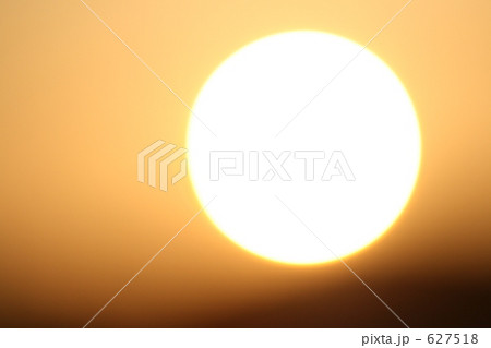 627518