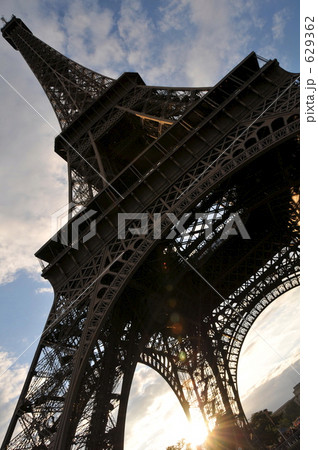 パリのエッフェル塔 パリのエッフェル塔 629362