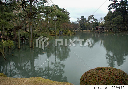 金沢散歩・兼六園　霞ヶ池　 629935