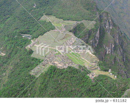 マチュピチュ遺跡　ワイナピチュから 631182