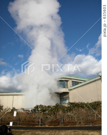 長野県上諏訪温泉の間欠泉（諏訪湖間欠泉センター） 635603