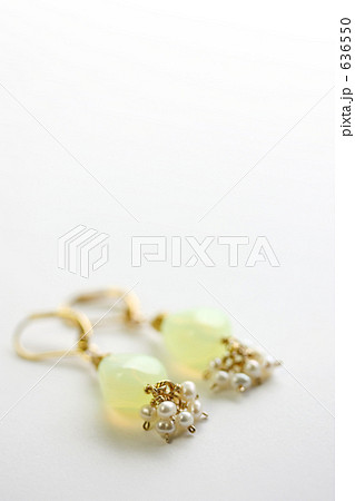 チェコビーズのピアス チェコビーズのピアス 636550