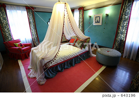 天蓋ベッドの写真素材