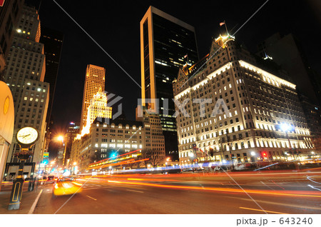夜の 5th Avenue 夜の 5th Avenue 643240