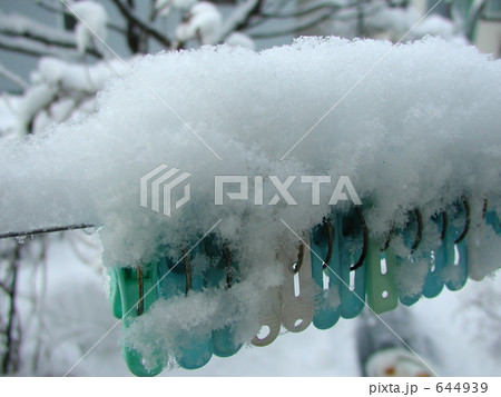 雪の洗濯ばさみ 644939