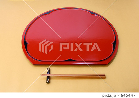 半月ランチョン盆　赤 645447