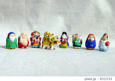 集まったトラと七福神 652533