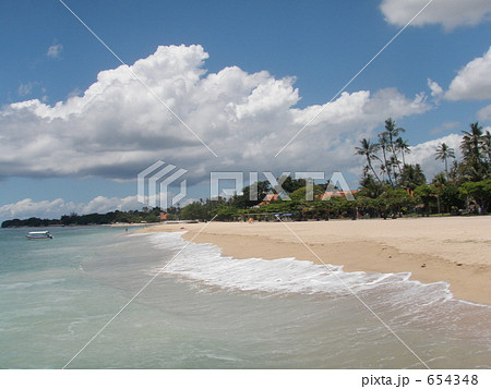 サヌールビーチ 654348