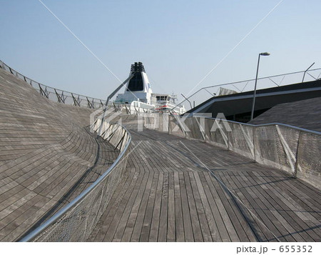 横浜港大さん橋国際客船ターミナル 655352