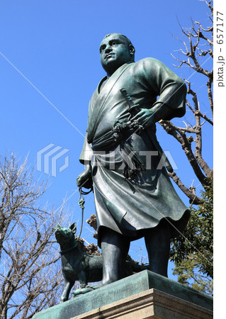 上野の西郷さん（斜め前） 657177