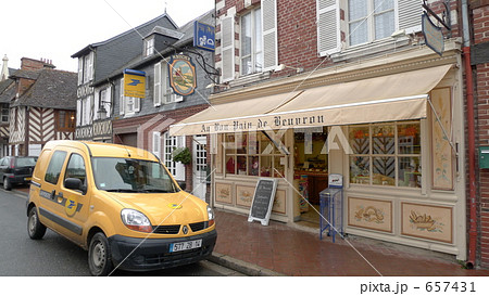フランスの田舎町 フランスの田舎町 657431