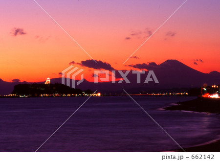 冬の稲村ガ崎からの夕焼け 662142