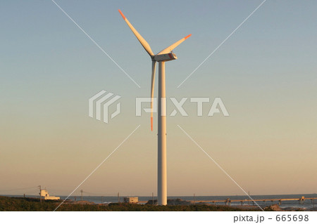 朝焼けの風車 665698